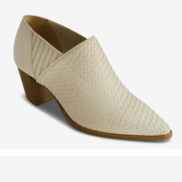 NEW BERNARDO Made In Brazil Leather Famous Heeled Booties in eggshell 725 10j5 - Picture 2 of 7